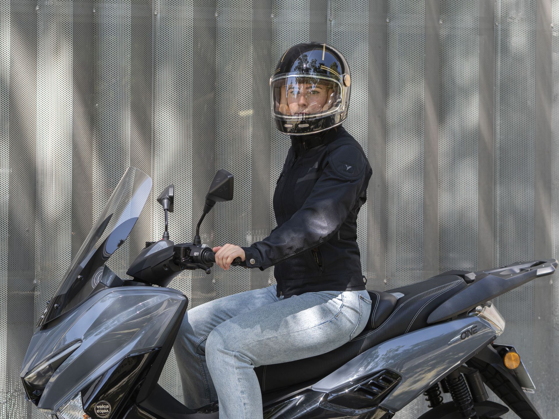 velca one scooter 125 electrica