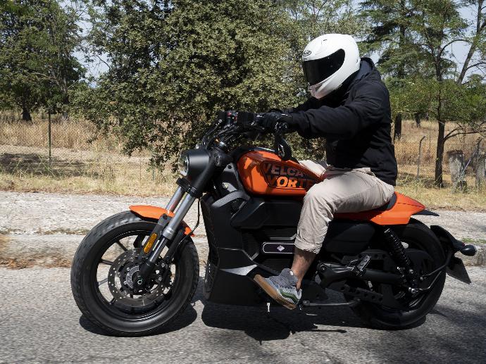 Velca Vortex Custom Eléctrica 125
