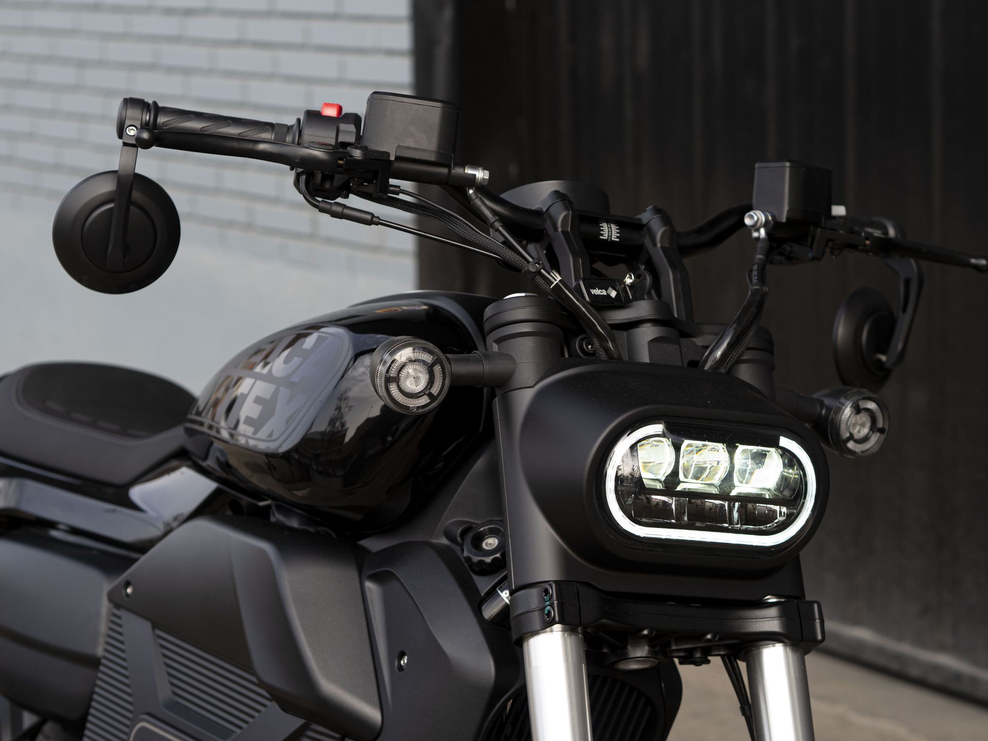 Vortex Black Edition: Moto Eléctrica Exclusiva